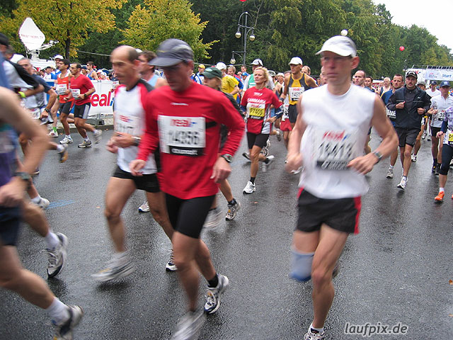 Foto vom Berlin Marathon 2004 - 12529