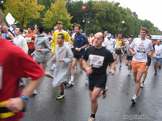 Foto vom Berlin Marathon 2004 - 12532