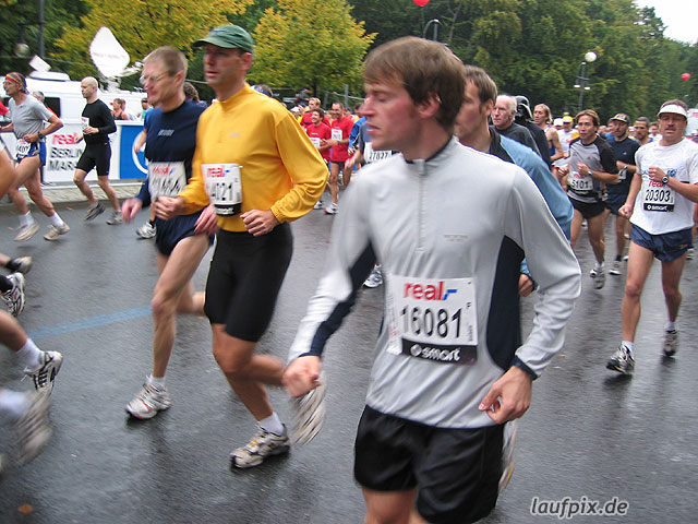 Foto vom Berlin Marathon 2004 - 12538