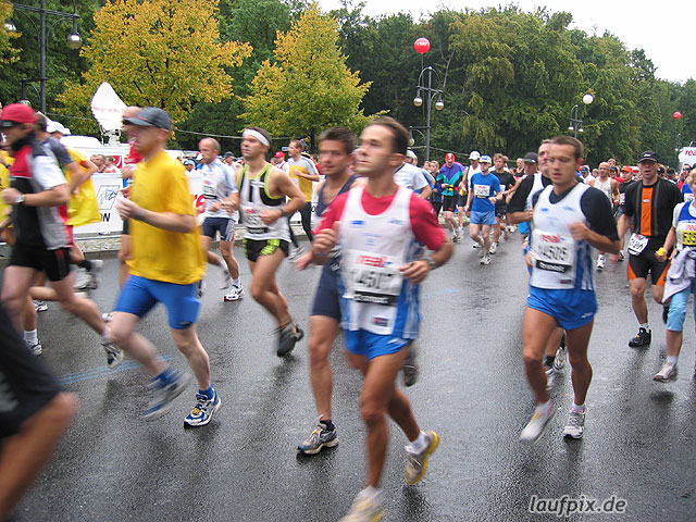 Foto vom Berlin Marathon 2004 - 12550
