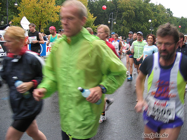 Foto vom Berlin Marathon 2004 - 12557