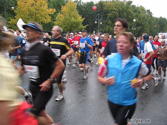 Foto vom Berlin Marathon 2004 - 12559