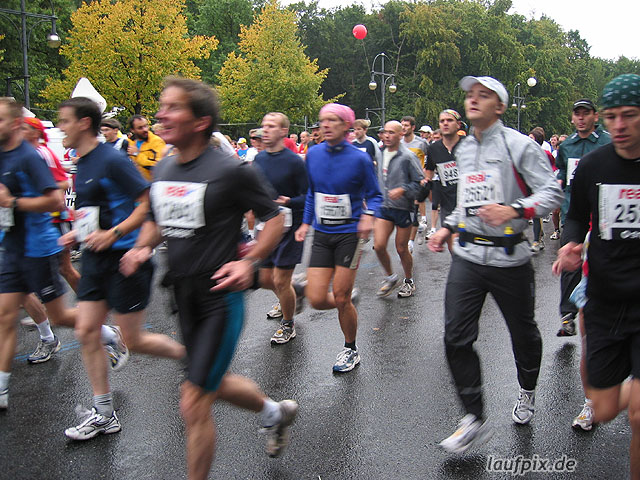 Foto vom Berlin Marathon 2004 - 12590