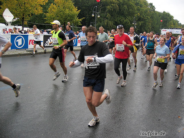 Foto vom Berlin Marathon 2004 - 12623