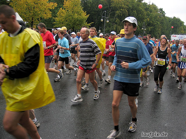 Foto vom Berlin Marathon 2004 - 12643