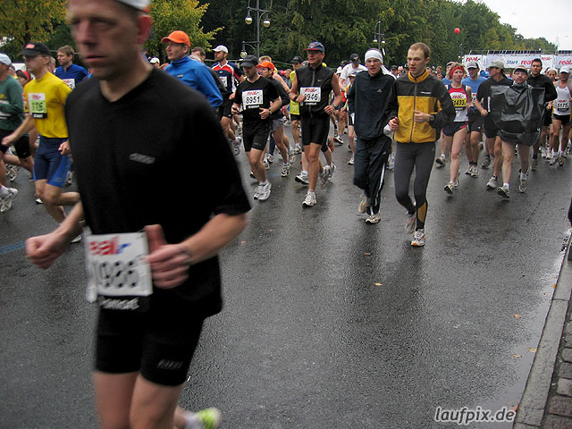Foto vom Berlin Marathon 2004 - 12706