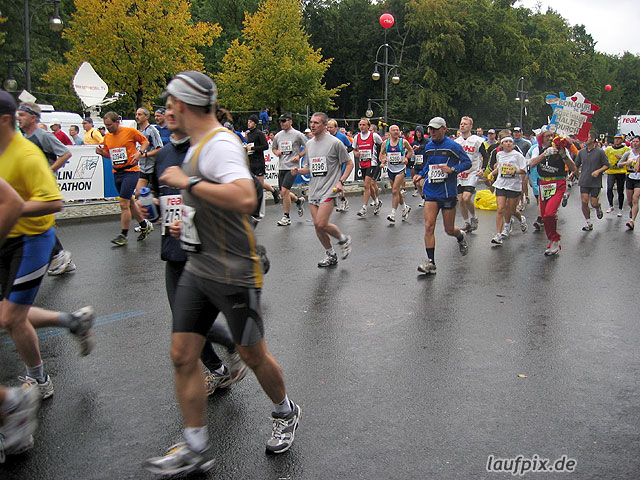 Foto vom Berlin Marathon 2004 - 12746