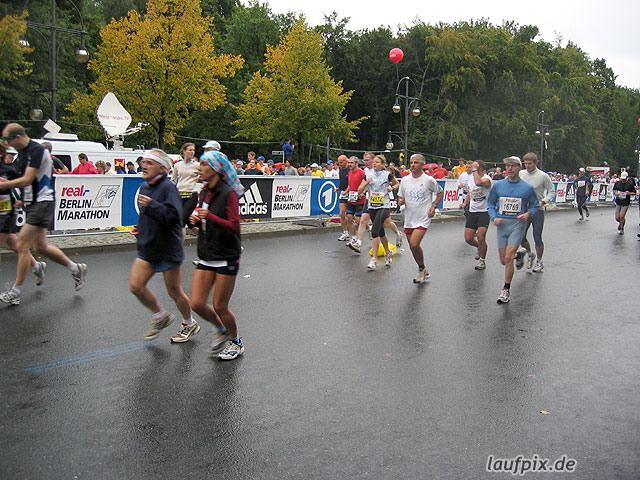 Foto vom Berlin Marathon 2004 - 12758
