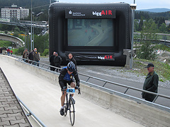 Foto vom Bergzeitfahren Bobbahn Winterberg 2011 - 51400