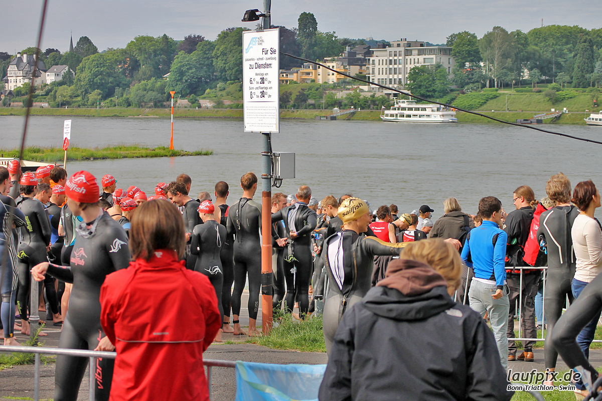 Bonn Triathlon - Swim 2012 - 1